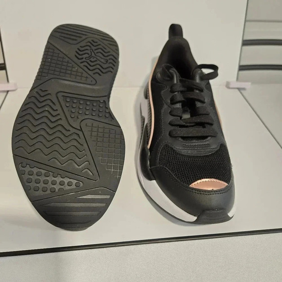 Puma Black and Rose Gold Sneakers – Stylish and Sporty - Picture 13 of 13